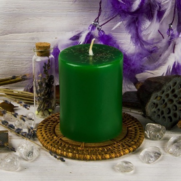 Зеленая травяная свеча